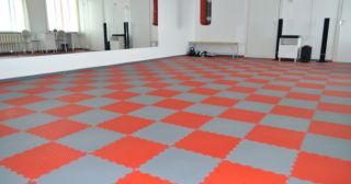 Резиновое покрытие для спортзала Славгород, цена от 877 руб.